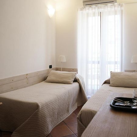 マナローラ ダ バラニン Bed & Breakfast エクステリア 写真