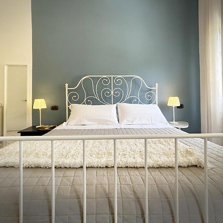マナローラ ダ バラニン Bed & Breakfast エクステリア 写真