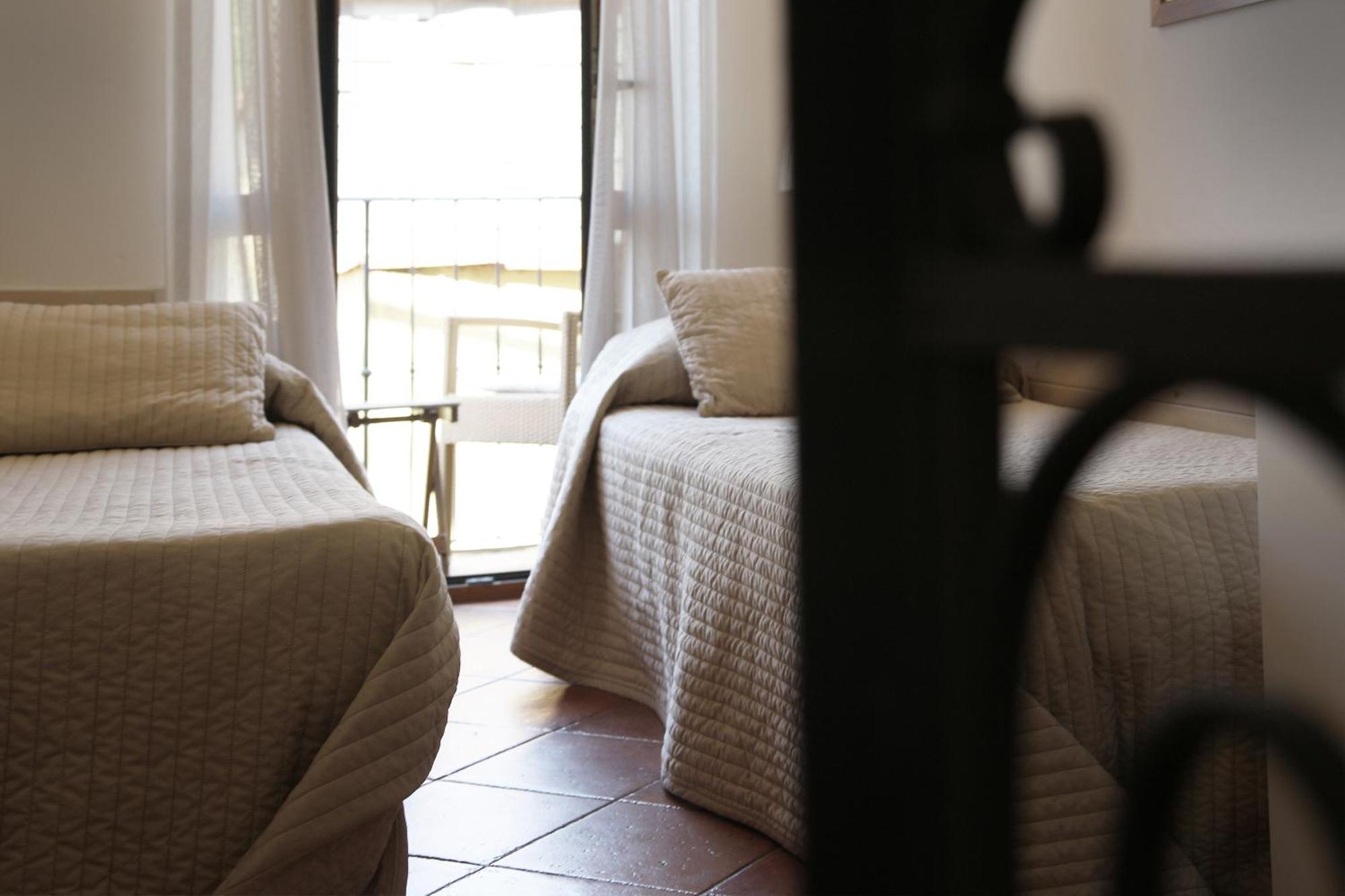 マナローラ ダ バラニン Bed & Breakfast エクステリア 写真